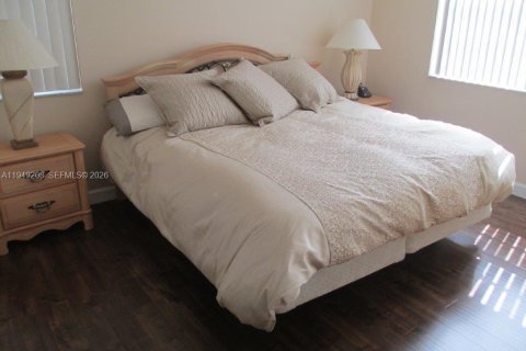 Condominio en alquiler en Aventura, Florida, 3 dormitorios, 122.63 m2 № 2054414 - foto 7