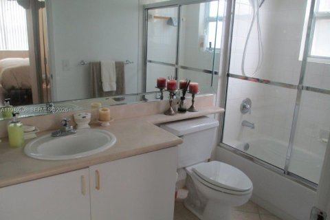 Condominio en alquiler en Aventura, Florida, 3 dormitorios, 122.63 m2 № 2054414 - foto 9