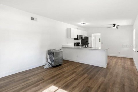 Villa ou maison à vendre à Sanford, Floride: 3 chambres, 117.24 m2 № 2314804 - photo 14