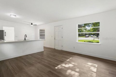 Villa ou maison à vendre à Sanford, Floride: 3 chambres, 117.24 m2 № 2314804 - photo 15