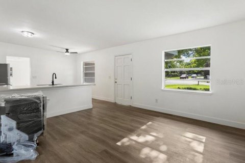 Villa ou maison à vendre à Sanford, Floride: 3 chambres, 117.24 m2 № 2314804 - photo 16