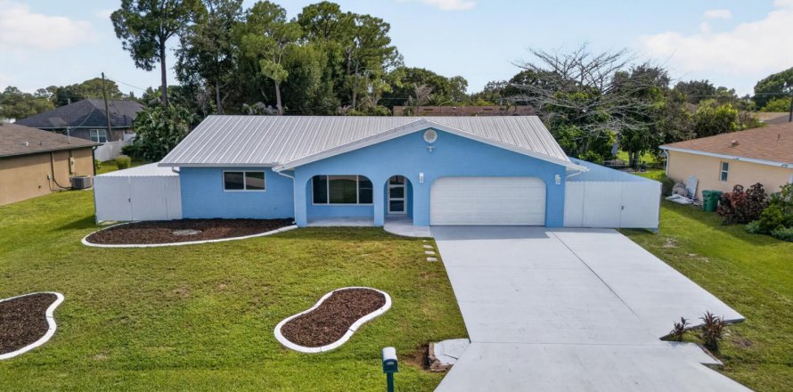 Villa ou maison à Port St. Lucie, Floride 3 chambres, 178.93 m2 № 2401886