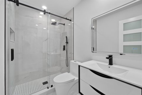 Villa ou maison à louer à Port St. Lucie, Floride: 3 chambres, 178.93 m2 № 2401886 - photo 6