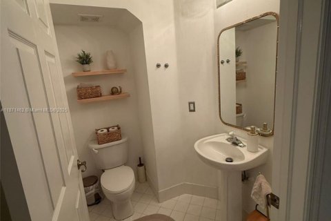 Touwnhouse à louer à Doral, Floride: 4 chambres, 195.56 m2 № 1932194 - photo 27