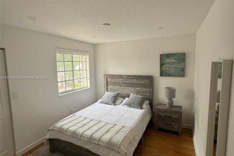 Touwnhouse à louer à Doral, Floride: 4 chambres, 195.56 m2 № 1932194 - photo 30