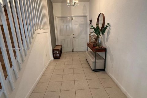 Touwnhouse à louer à Doral, Floride: 4 chambres, 195.56 m2 № 1932194 - photo 19