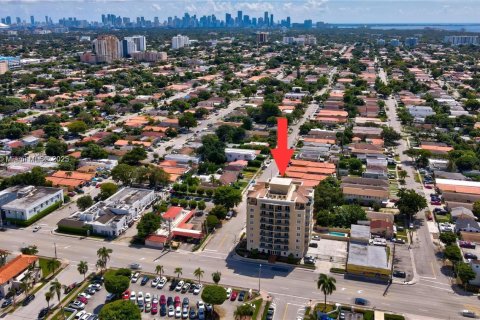 Copropriété à vendre à Miami, Floride: 2 chambres, 102.19 m2 № 1927882 - photo 29