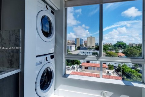 Copropriété à vendre à Miami, Floride: 2 chambres, 102.19 m2 № 1927882 - photo 5