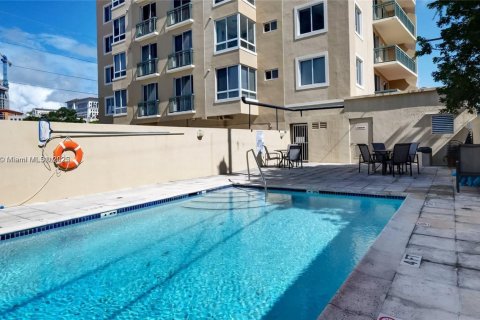 Copropriété à vendre à Miami, Floride: 2 chambres, 102.19 m2 № 1927882 - photo 9