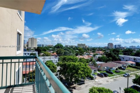 Copropriété à vendre à Miami, Floride: 2 chambres, 102.19 m2 № 1927882 - photo 18