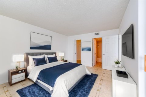 Condominio en venta en Oakland Park, Florida, 2 dormitorios, 85.47 m2 № 871892 - foto 1