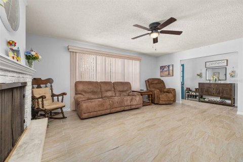Casa en venta en Indian lake estates, Florida, 3 dormitorios, 175.77 m2 № 2112252 - foto 8