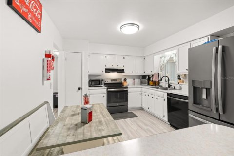 Casa en venta en Indian lake estates, Florida, 3 dormitorios, 175.77 m2 № 2112252 - foto 14