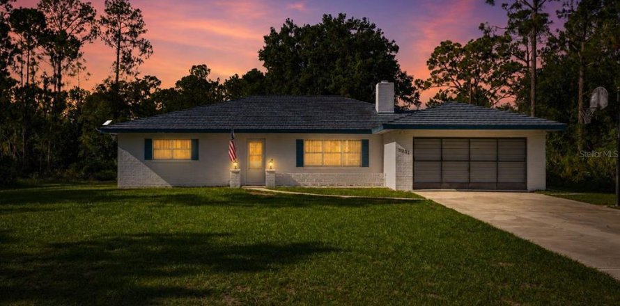 Casa en Indian lake estates, Florida 3 dormitorios, 175.77 m2 № 2112252