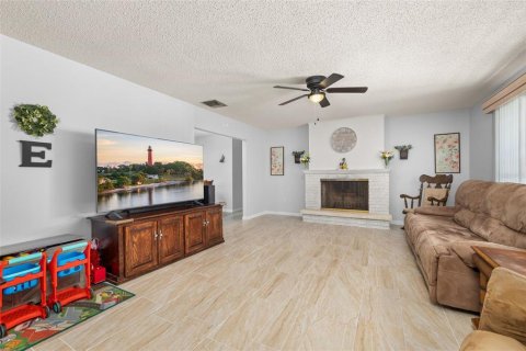 Casa en venta en Indian lake estates, Florida, 3 dormitorios, 175.77 m2 № 2112252 - foto 7