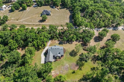Casa en venta en Lakeland, Florida, 4 dormitorios, 340.02 m2 № 1602691 - foto 28