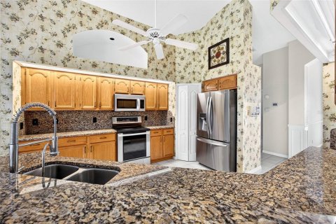 Villa ou maison à vendre à Punta Gorda, Floride: 3 chambres, 197.97 m2 № 2415608 - photo 10