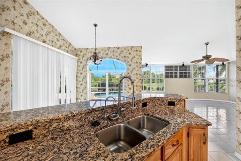 Villa ou maison à vendre à Punta Gorda, Floride: 3 chambres, 197.97 m2 № 2415608 - photo 12