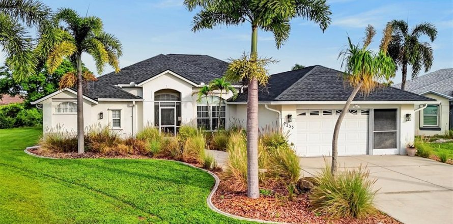 Villa ou maison à Punta Gorda, Floride 3 chambres, 197.97 m2 № 2415608