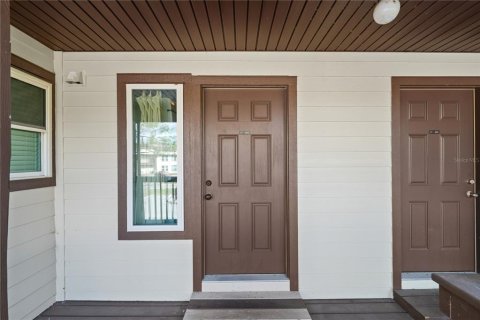 House in Wildwood, Florida 2 bedrooms, 107.4 sq.m. № 2166071 - photo 9
