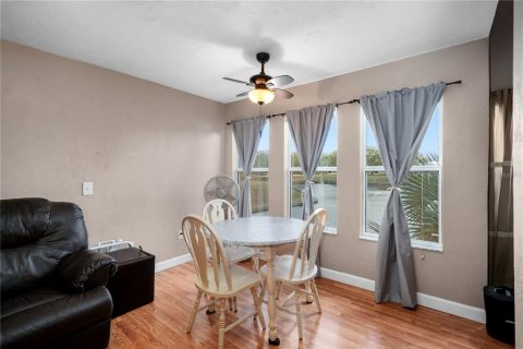 House in Wildwood, Florida 2 bedrooms, 107.4 sq.m. № 2166071 - photo 24