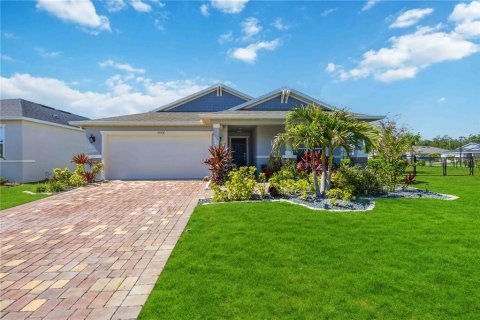 House in Sarasota, Florida 4 bedrooms, 184.23 sq.m. № 2137832