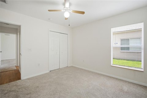House in Zephyrhills, Florida 4 bedrooms, 208.38 sq.m. № 2233976 - photo 17