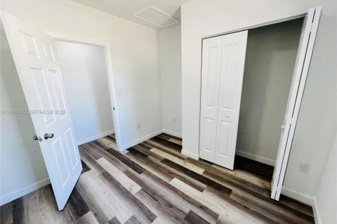 Villa ou maison à louer à Miami, Floride: 3 chambres, 92.9 m2 № 2011019 - photo 21