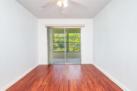 Copropriété à louer à Boca Raton, Floride: 2 chambres, 77.57 m2 № 2086225 - photo 12