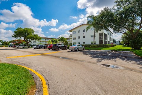 Copropriété à louer à Boca Raton, Floride: 2 chambres, 77.57 m2 № 2086225 - photo 23