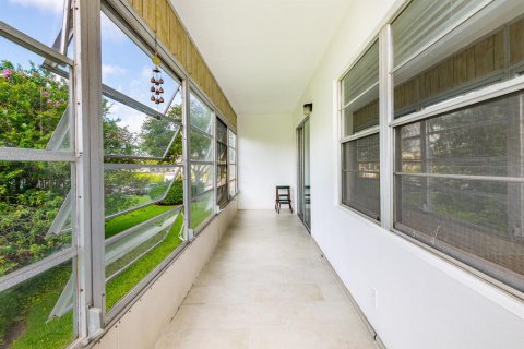 Copropriété à louer à Boca Raton, Floride: 2 chambres, 77.57 m2 № 2086225 - photo 17