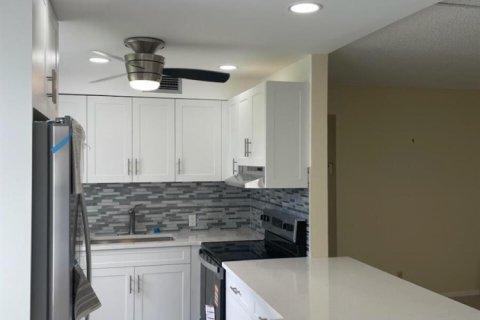 Condominio en Boca Raton, Florida, 2 dormitorios  № 2086225