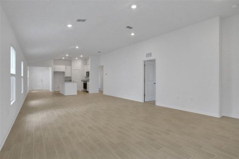 Villa ou maison à vendre à Green Cove Springs, Floride: 4 chambres, 166.95 m2 № 2400148 - photo 12