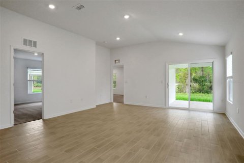 Villa ou maison à vendre à Green Cove Springs, Floride: 4 chambres, 166.95 m2 № 2400148 - photo 11