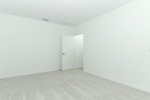 House in Auburndale, Florida 4 bedrooms, 195.65 sq.m. № 1919411 - photo 15