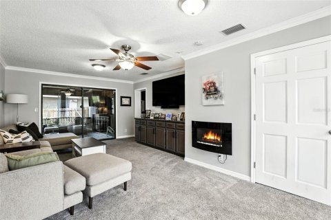 House in Winter Springs, Florida 3 bedrooms, 153.47 sq.m. № 1901223 - photo 17
