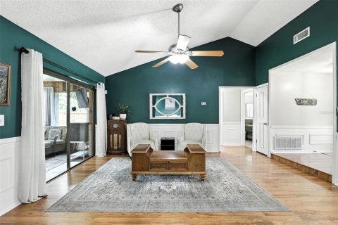 House in Winter Springs, Florida 3 bedrooms, 153.47 sq.m. № 1901223 - photo 4