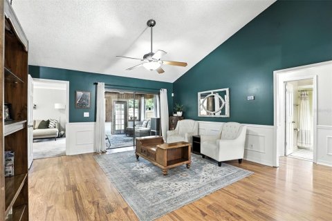 House in Winter Springs, Florida 3 bedrooms, 153.47 sq.m. № 1901223 - photo 6