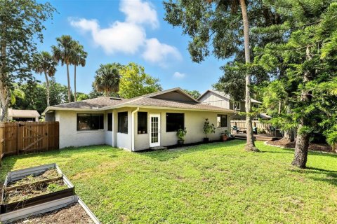 House in Winter Springs, Florida 3 bedrooms, 153.47 sq.m. № 1901223 - photo 28