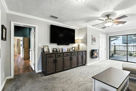 House in Winter Springs, Florida 3 bedrooms, 153.47 sq.m. № 1901223 - photo 15