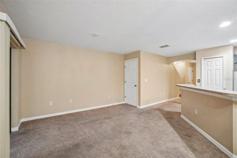 Adosado en venta en Brandon, Florida, 3 dormitorios, 126.53 m2 № 2156097 - foto 5