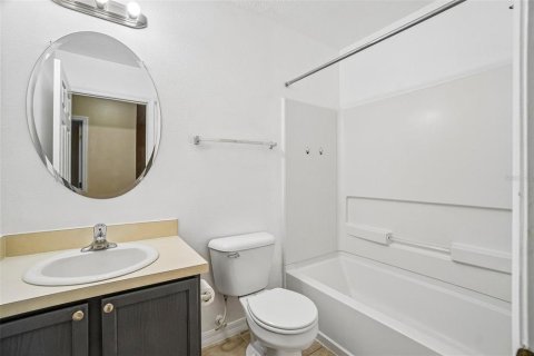 Adosado en venta en Brandon, Florida, 3 dormitorios, 126.53 m2 № 2156097 - foto 22