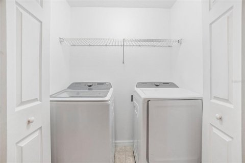 Adosado en venta en Brandon, Florida, 3 dormitorios, 126.53 m2 № 2156097 - foto 21