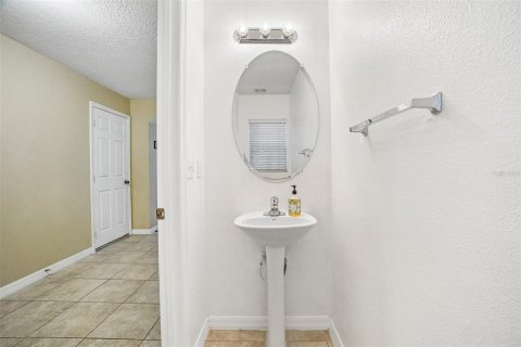 Adosado en venta en Brandon, Florida, 3 dormitorios, 126.53 m2 № 2156097 - foto 29