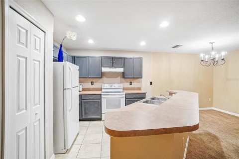 Adosado en venta en Brandon, Florida, 3 dormitorios, 126.53 m2 № 2156097 - foto 10