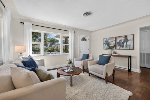 Villa ou maison à vendre à Saint Petersburg, Floride: 3 chambres, 144.18 m2 № 2435089 - photo 4