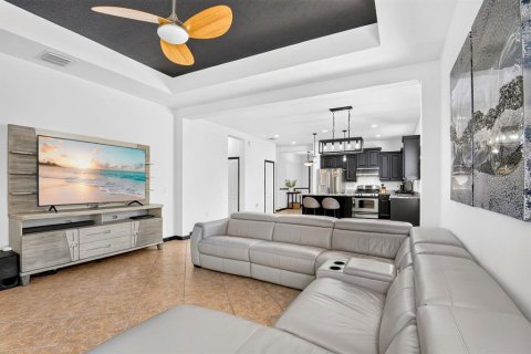 Villa ou maison à vendre à Bradenton, Floride: 3 chambres, 164.07 m2 № 2429477 - photo 10