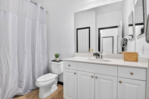 Villa ou maison à vendre à Bradenton, Floride: 3 chambres, 164.07 m2 № 2429477 - photo 27