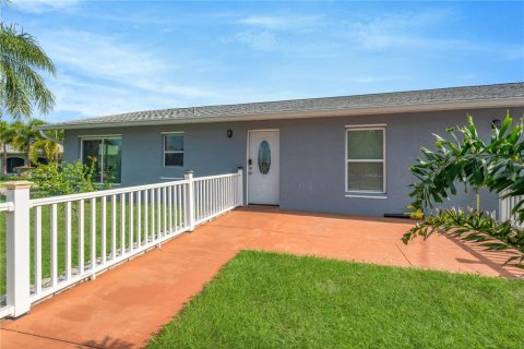 Villa ou maison à vendre à Ruskin, Floride: 3 chambres, 156.08 m2 № 2317261 - photo 5