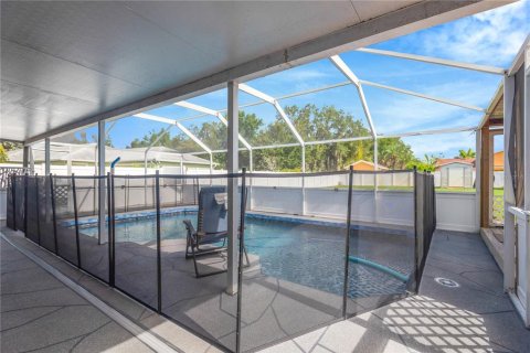 Villa ou maison à vendre à Ruskin, Floride: 3 chambres, 156.08 m2 № 2317261 - photo 25